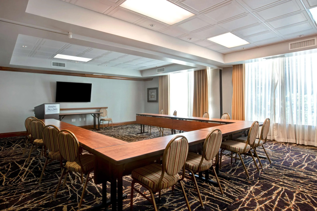 Hampton Inn & Suites Greenville-Downtown-Riverplace
