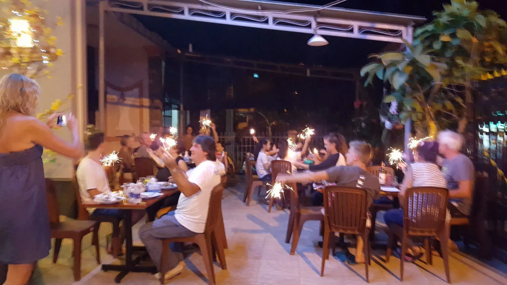 Lien Thong Hotel