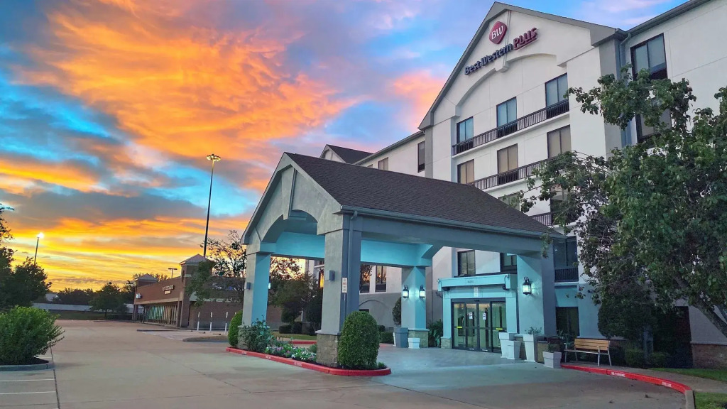 Best Western Plus Sugar Land-Stafford