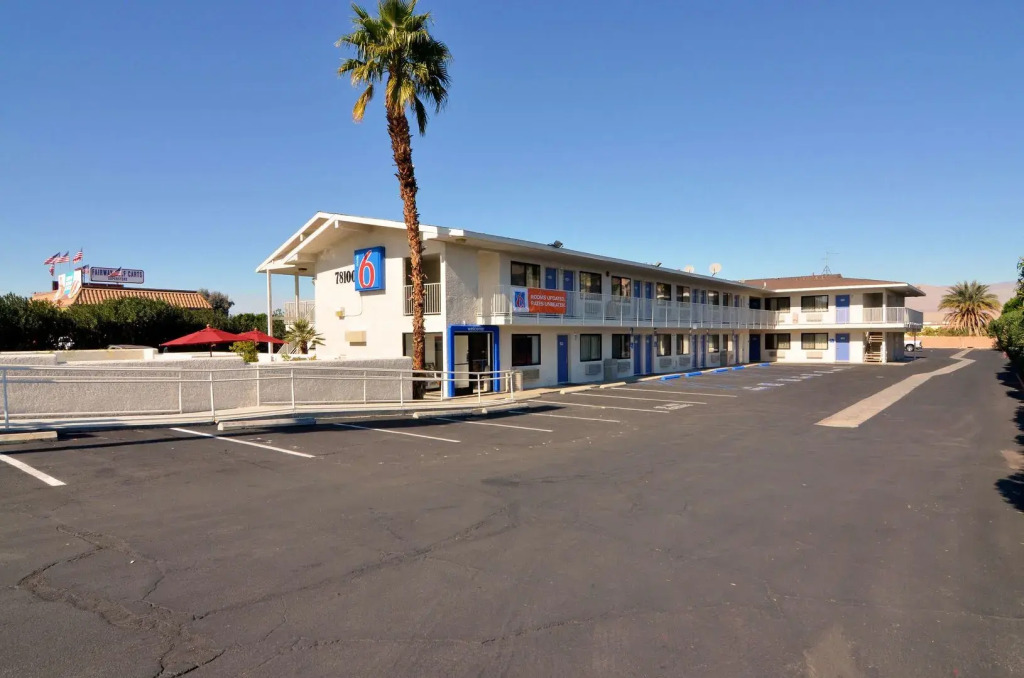 Motel 6-Palm Desert, CA - Palm Springs Area