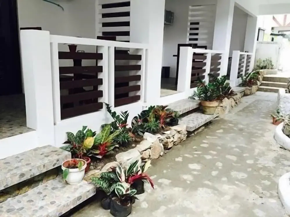 Ark Bayz Suites