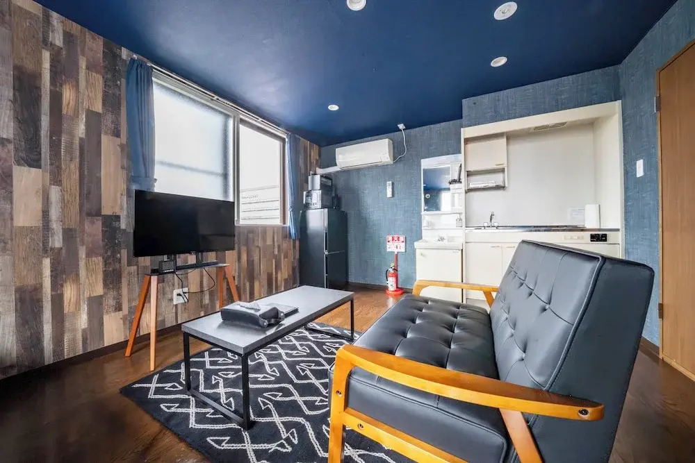 Silk Court 301