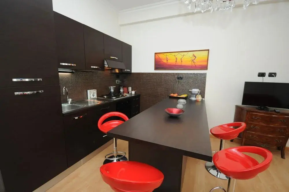 Tiburtina Station Apartment