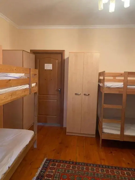 Hostel 888