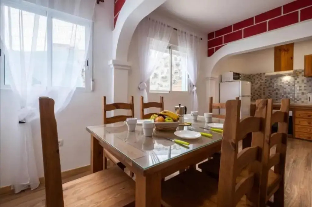 Karin House