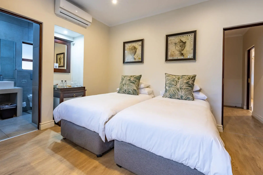 Sheppard Boutique Hotel