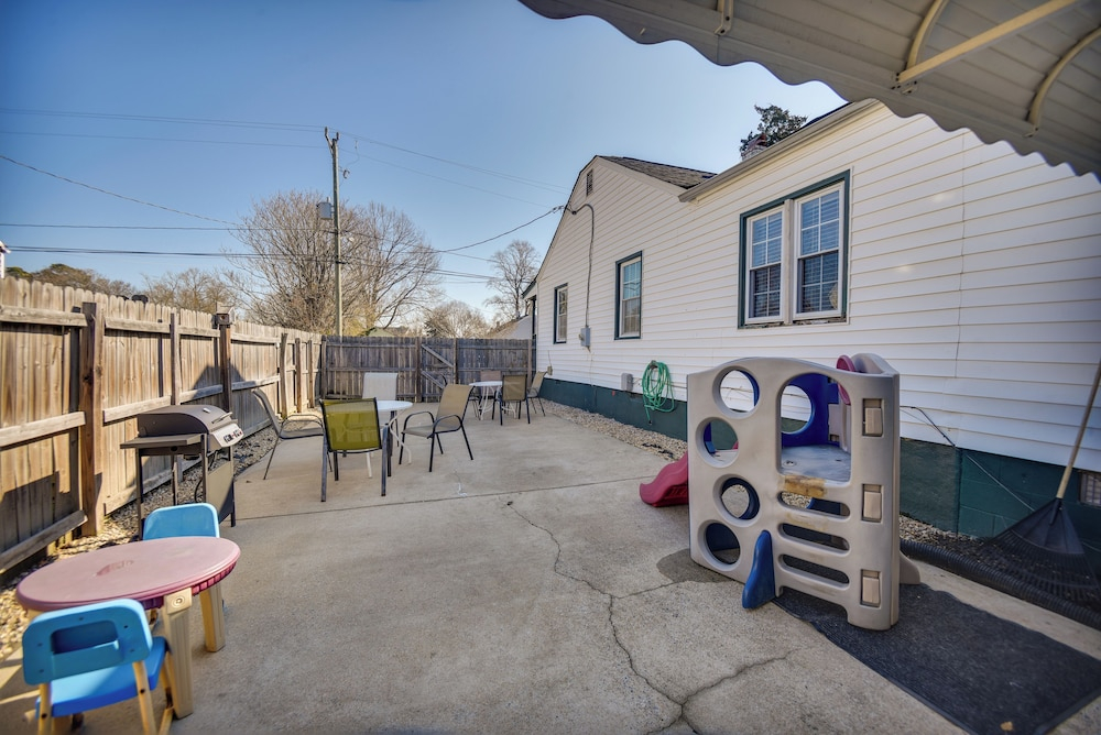 Private Yard & Patio Bbq! Norfolk Home Near Dtwn