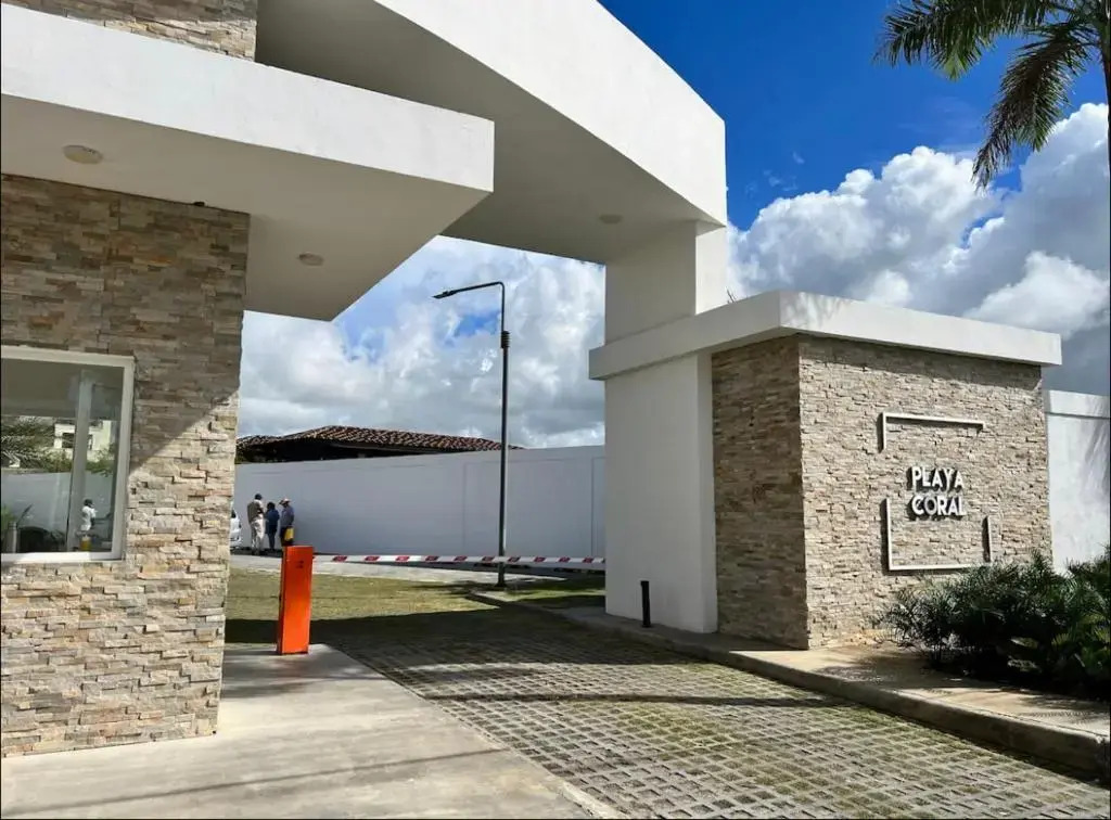 Playa Coral Condo in Paradise F22