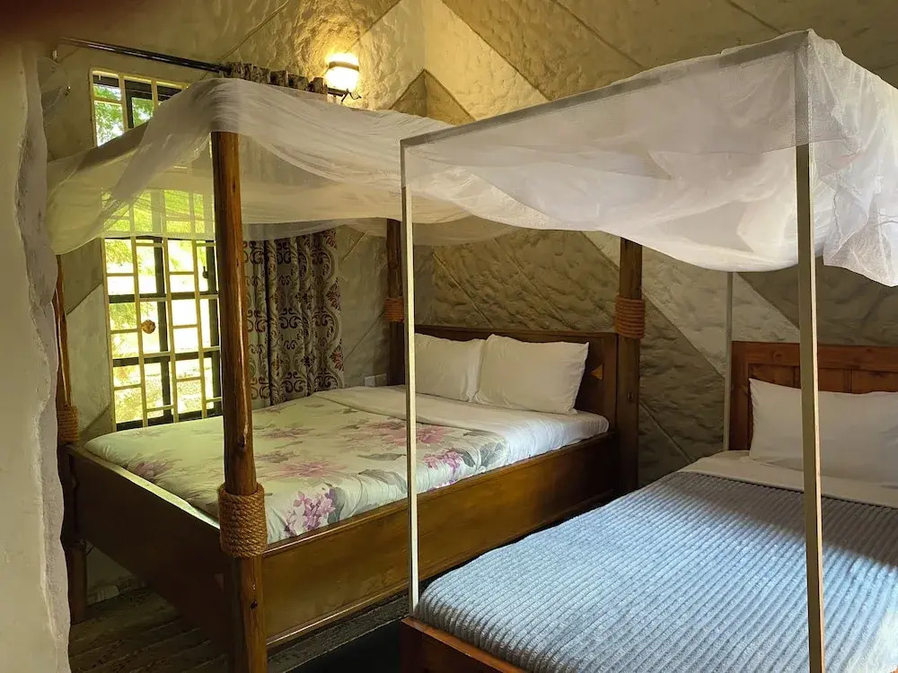 Ngedere Lodge and camp