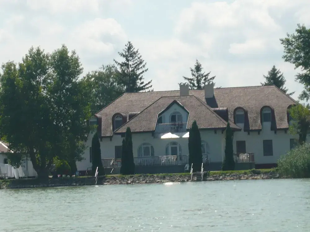 Aranyhíd Hotel