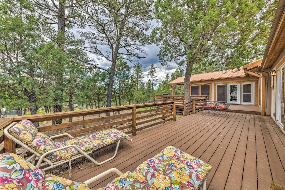 Spacious Ruidoso Home w/ Hot Tub & Fireplaces