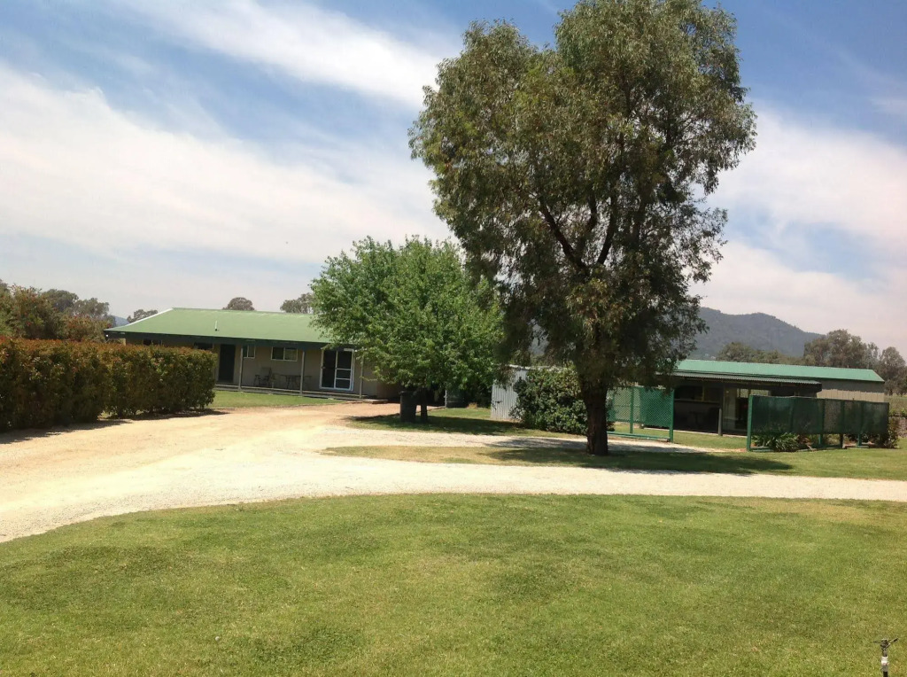 Farmers Quarters