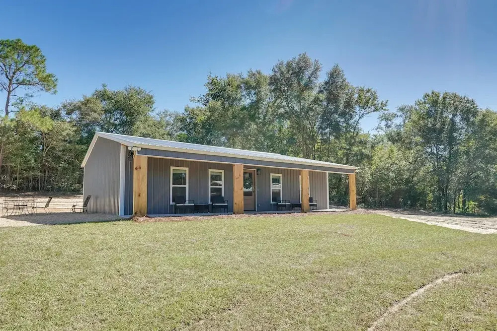 6 Mi to Magnolia Springs SP! Modern Cottage Living