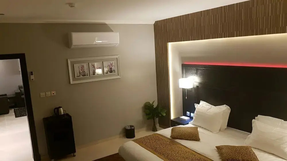 اجنحة الحريري