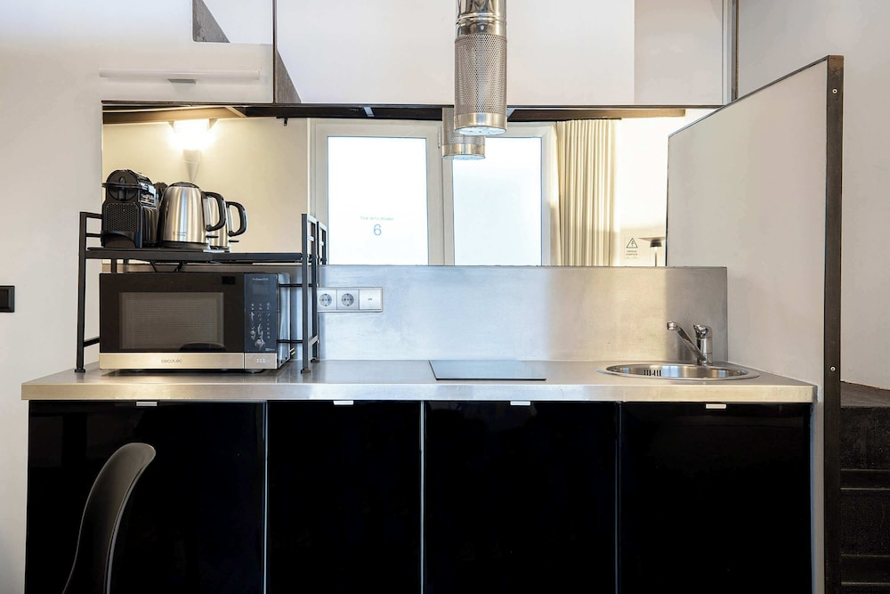 Fine Arts Ateliers by Olala Homes