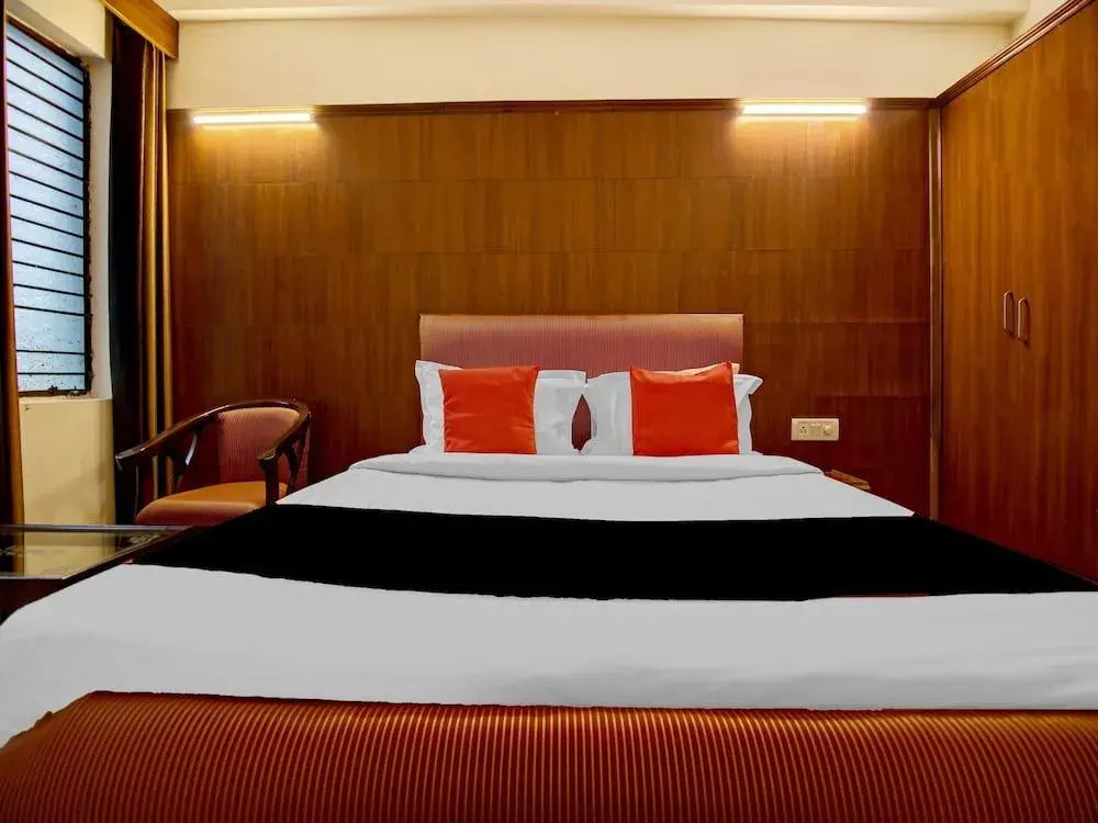 The Taj Residency by OYO Rooms