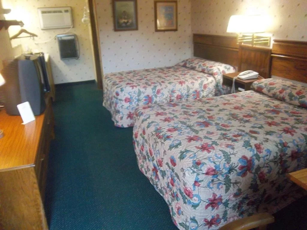 Dutch Treat Motel