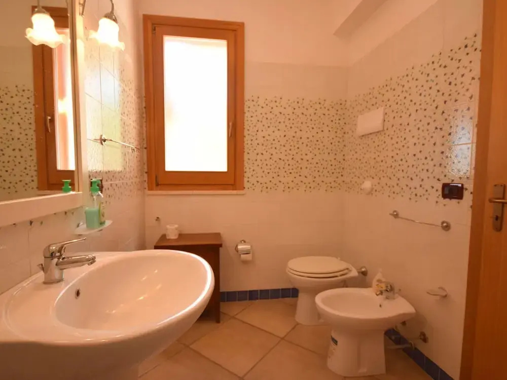 Detached Villa Located in a Residential Area Near the Sea
