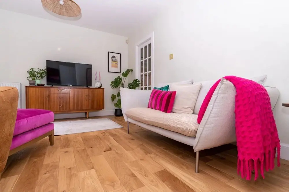 Eclectic 1 Bedroom Apartment in Edinburgh, New Town