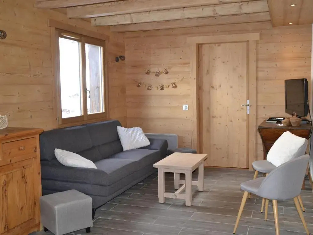 Chalet Le Grand-Bornand, 6 pièces, 10 personnes - FR-1-467-65