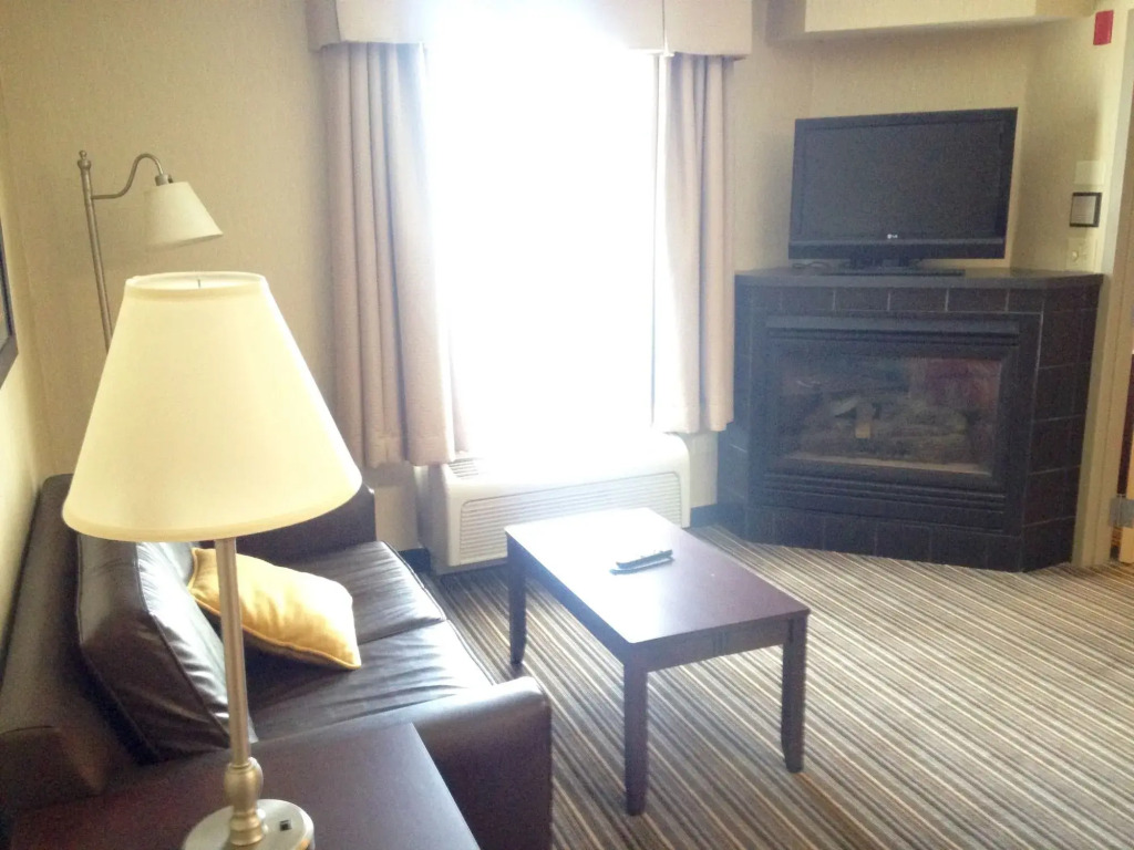Hampton Inn & Suites Lincolnshire