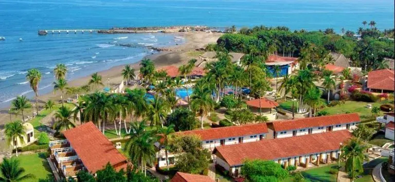 Qualton Club & Spa Puerto Vallarta