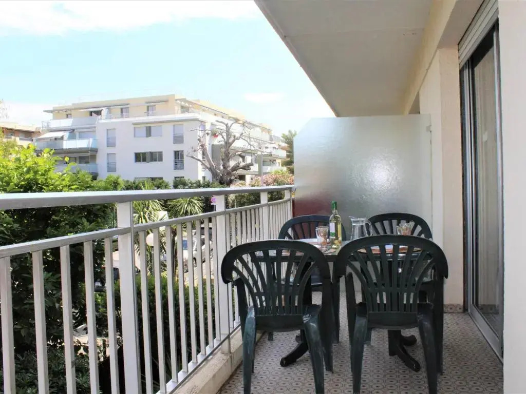 Appartement Cagnes-sur-Mer, 1 pièce, 4 personnes - FR-1-252A-56