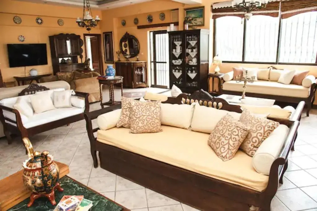 Antique Vacation Residence