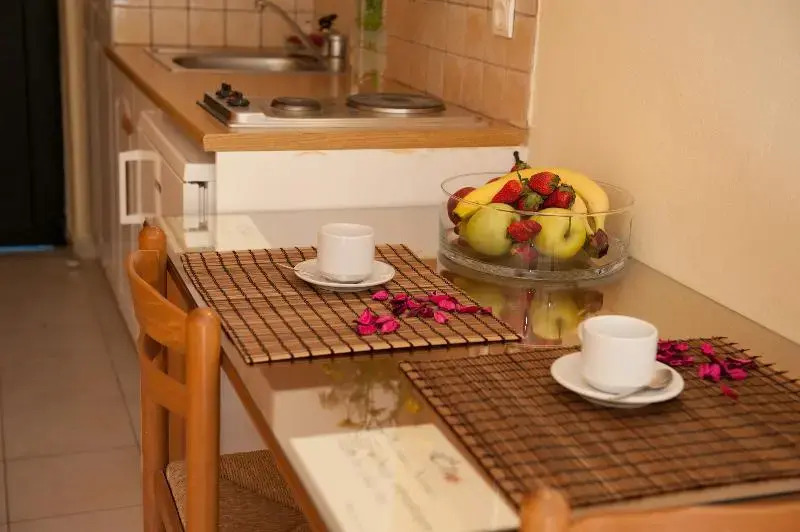Clio Aparthotel