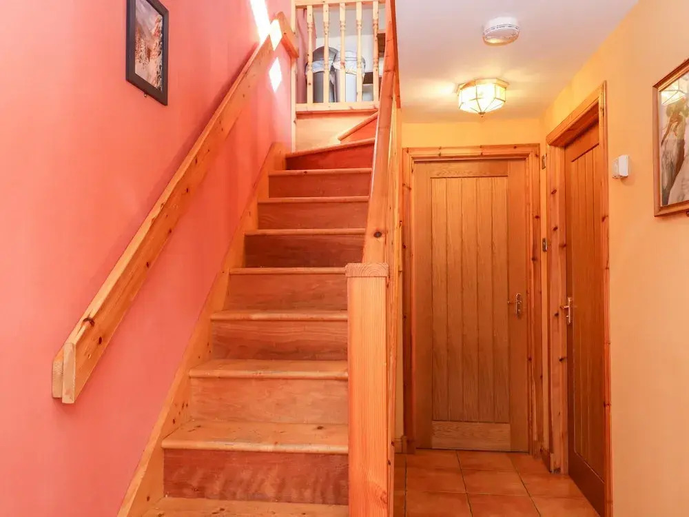 Larch Cottage