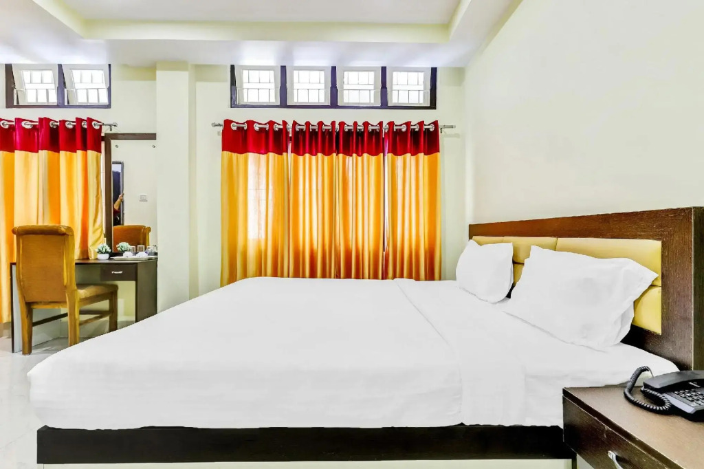 Capital O 85514 Kalpana Hotel