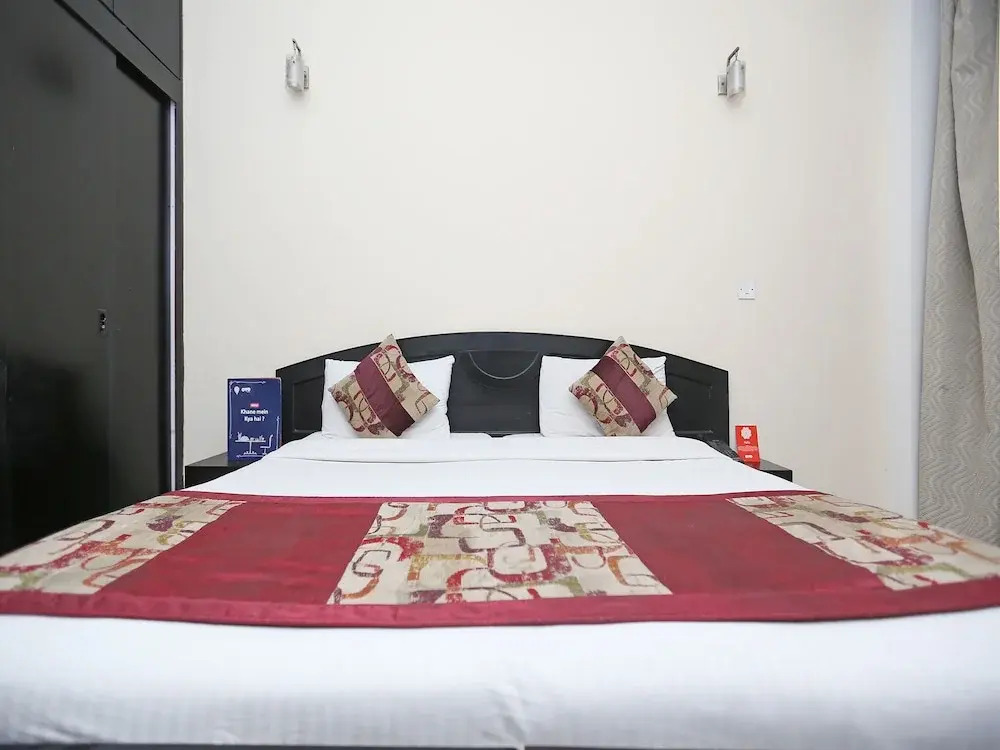 OYO 9606 City Centre Home