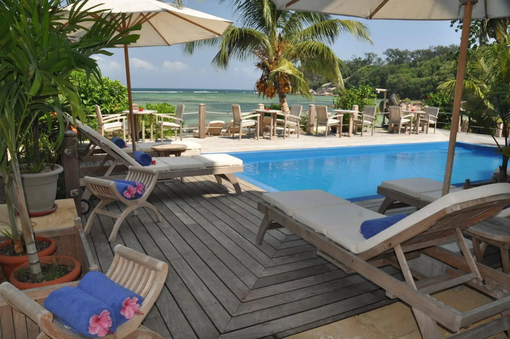 Crown Beach Hotel Seychelles