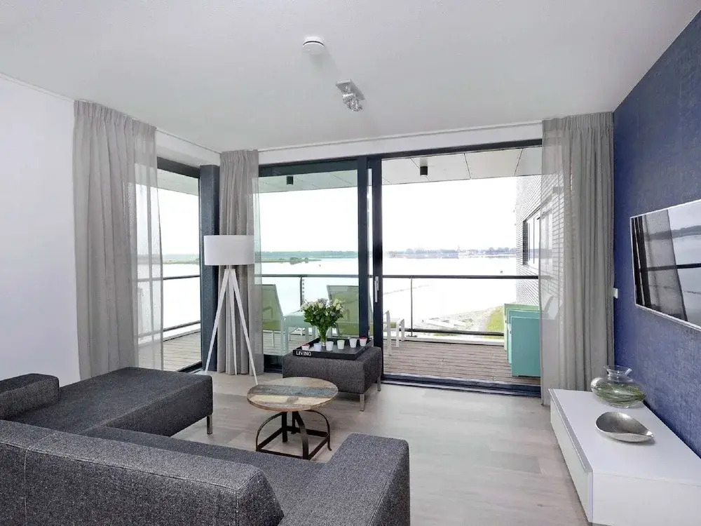 Contemporary Apartment in Kamperland near Lake