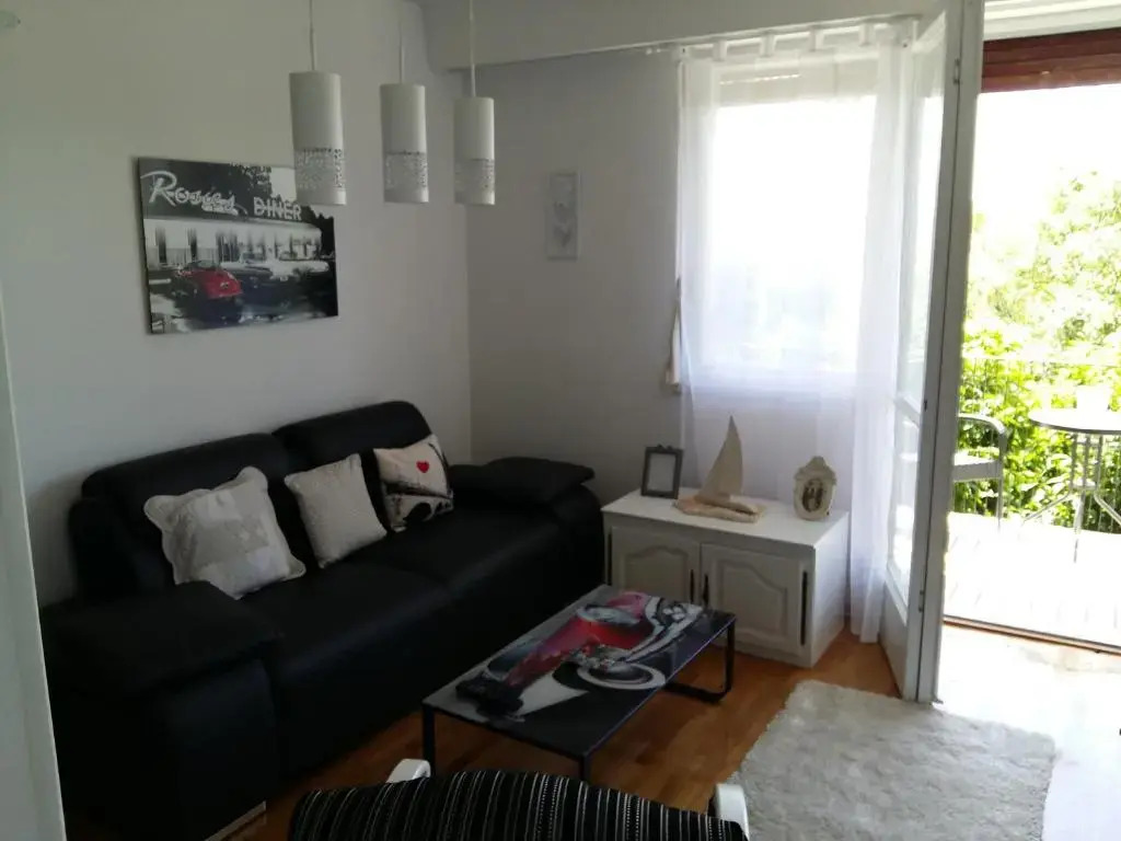 Apartment Macho