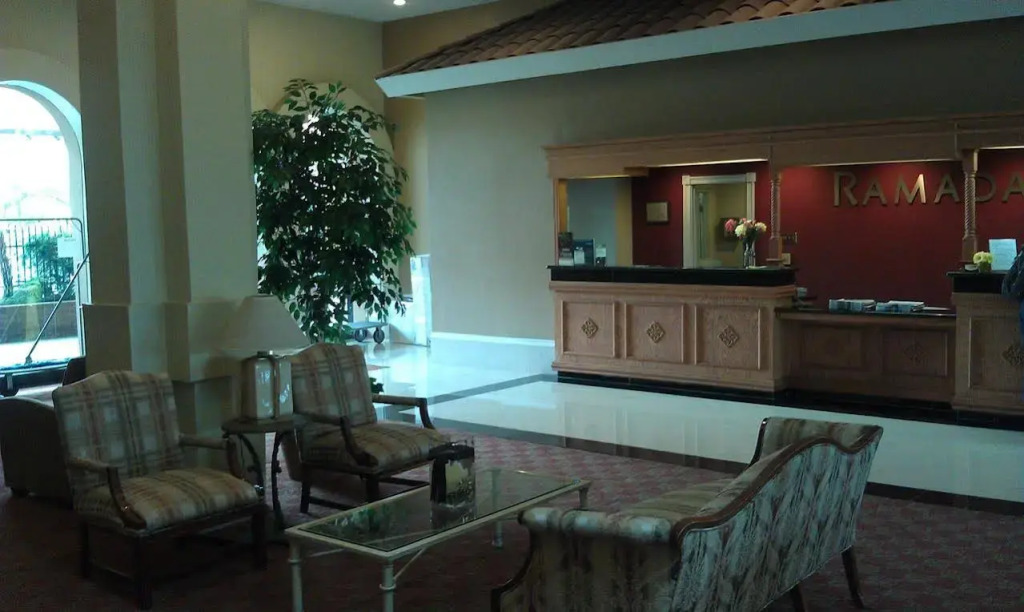 Ramada by Wyndham Fresno North