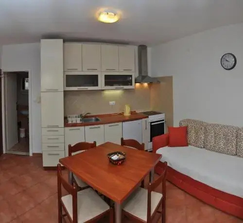 Apartments Miana