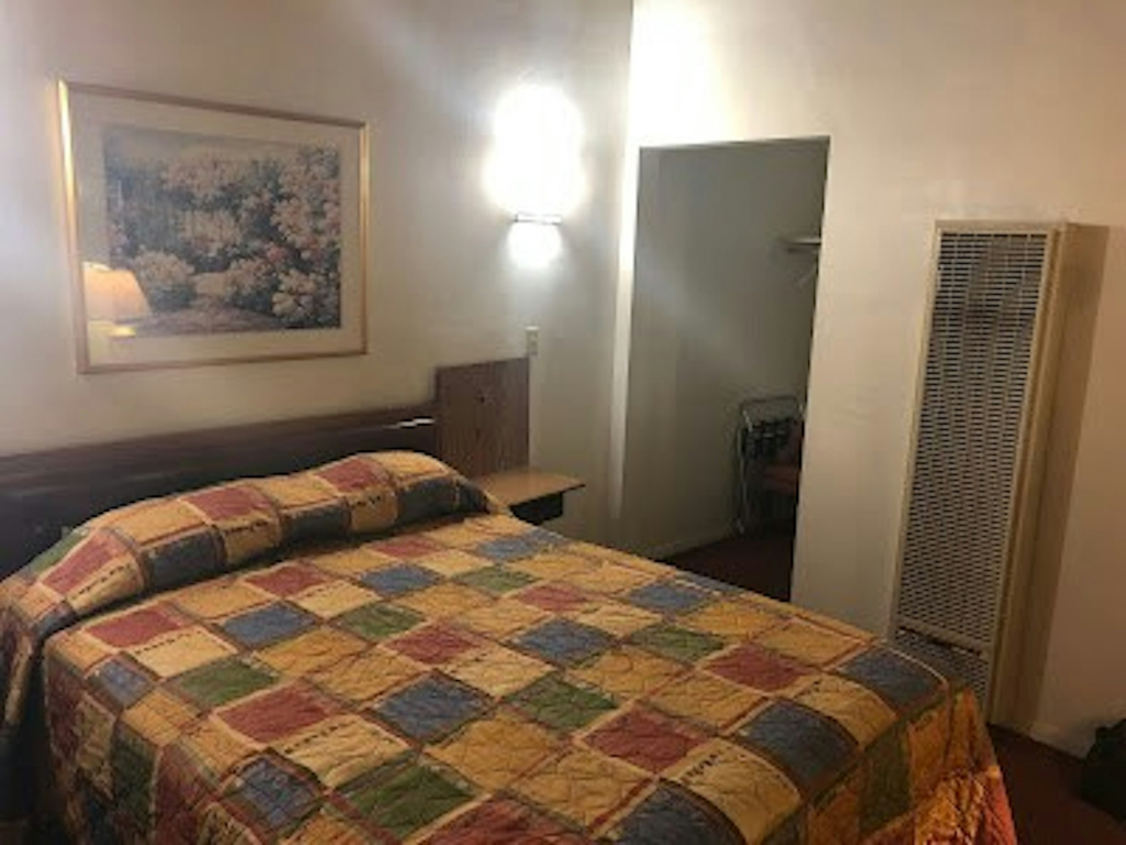 Santa Fe Motel Tehachapi by Hotel O