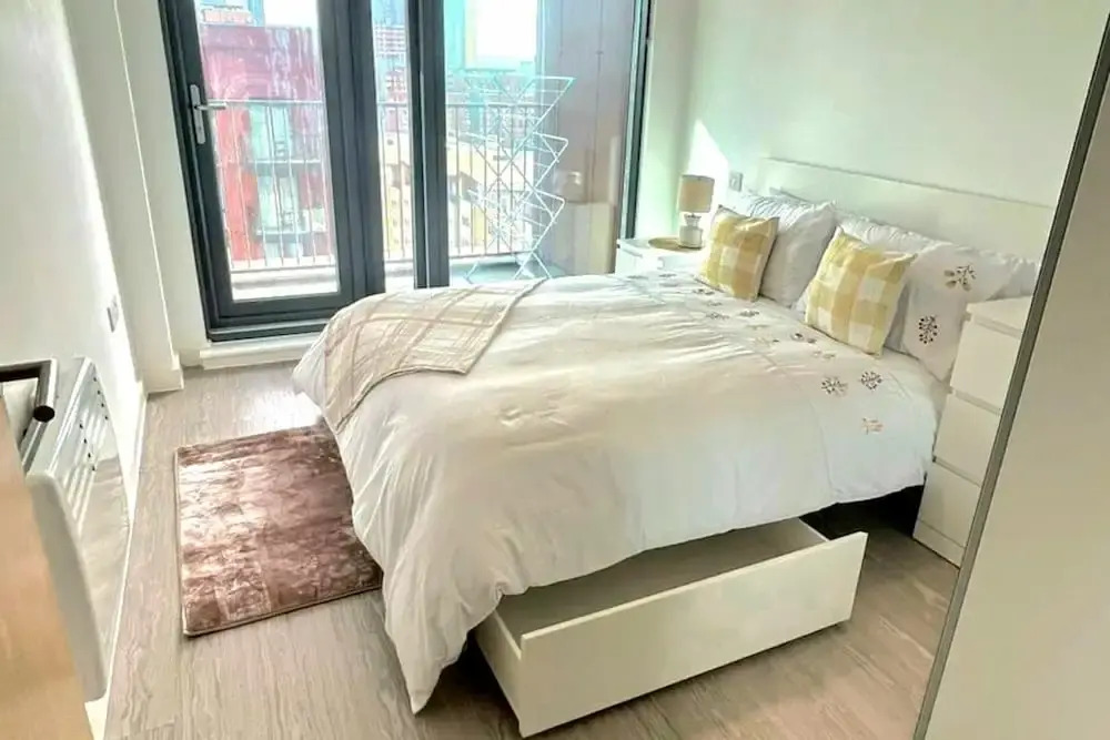 Salford Serenity Apartment