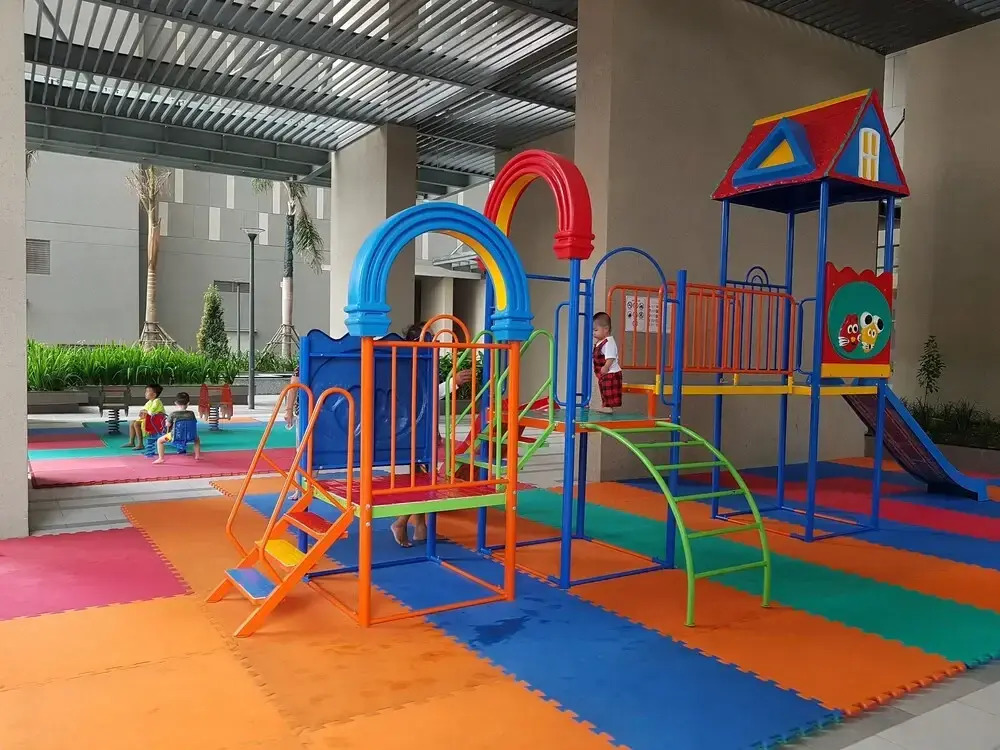 Mino Lee Apartment