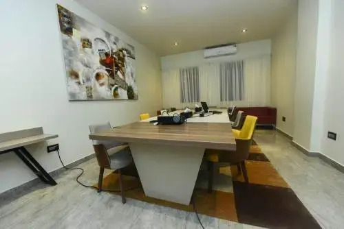 The Palms by Eagles Airport Residential