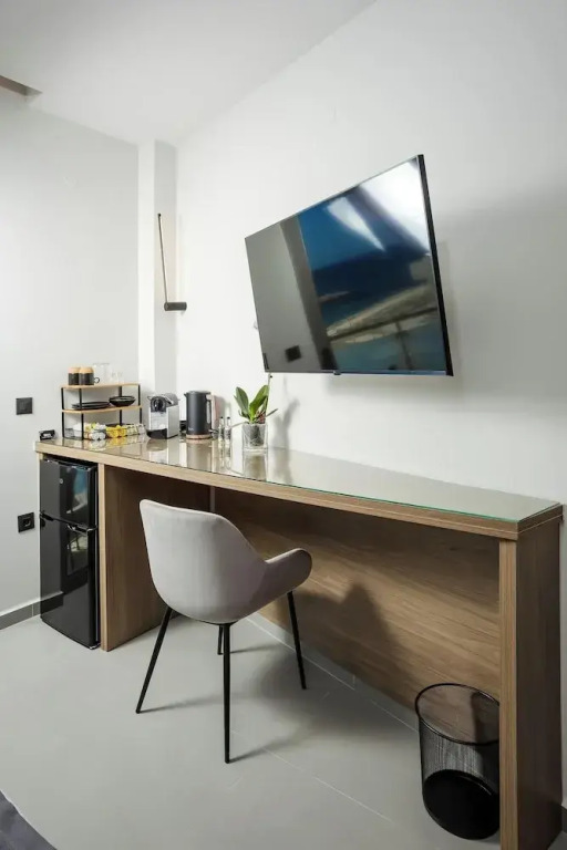 Luxury Sea View Apartment in Kolimvari