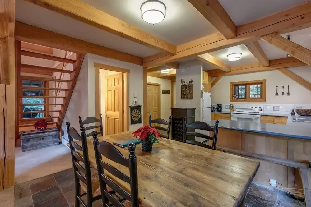45SL - Hot Tub - Pets Ok - Wi-Fi - Sleeps 8