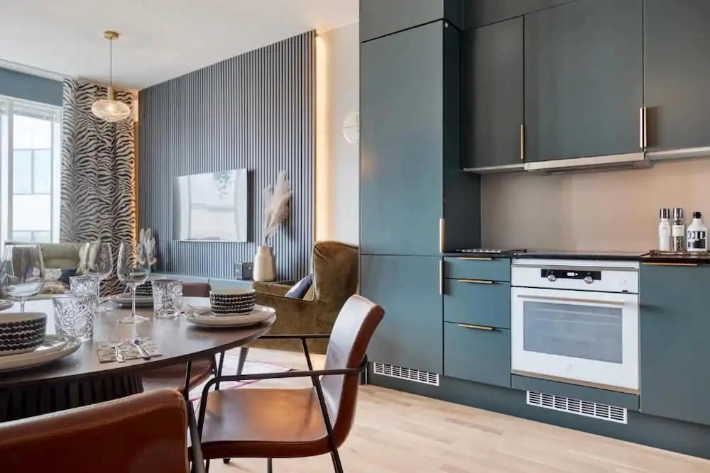 Luxury Tower Studio next to Nokia Arena