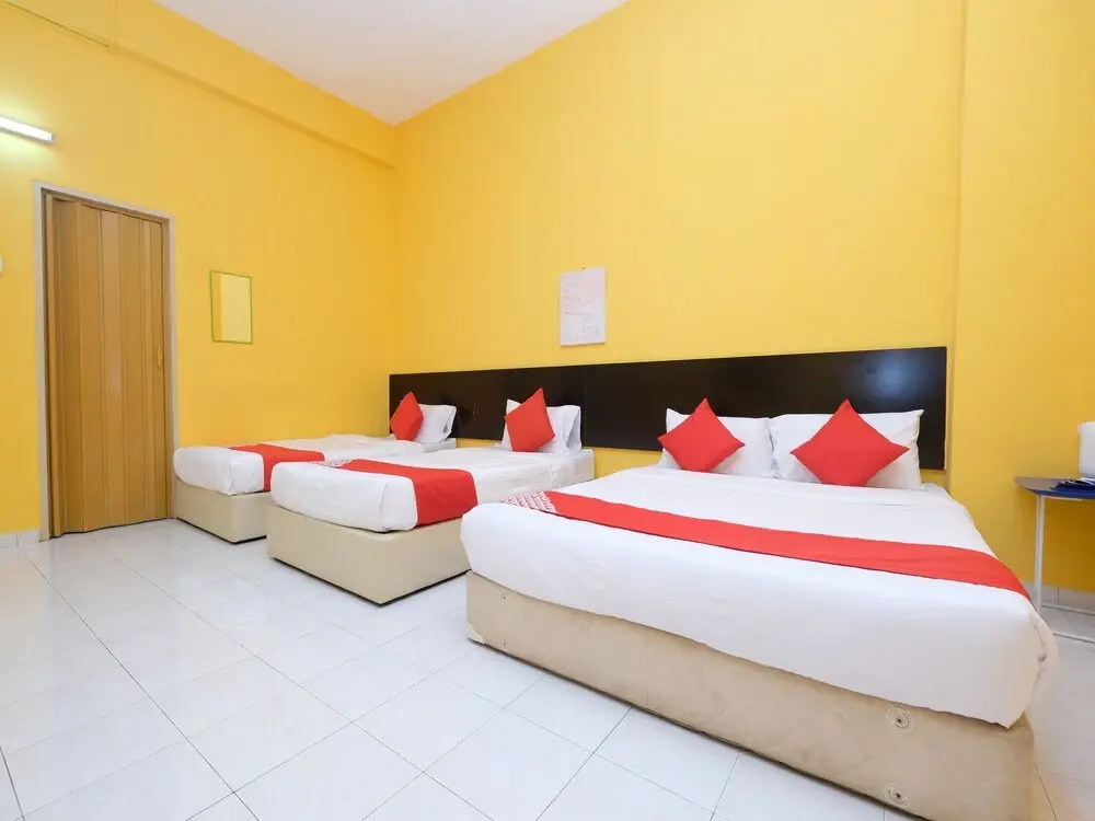 De Lodge Hotel by OYO Rooms