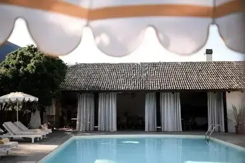 Villa Arnica Suites & Garden
