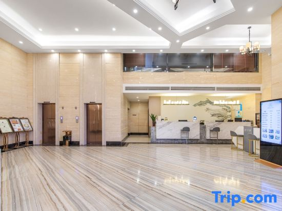 Pruis Restaurant & Hotel