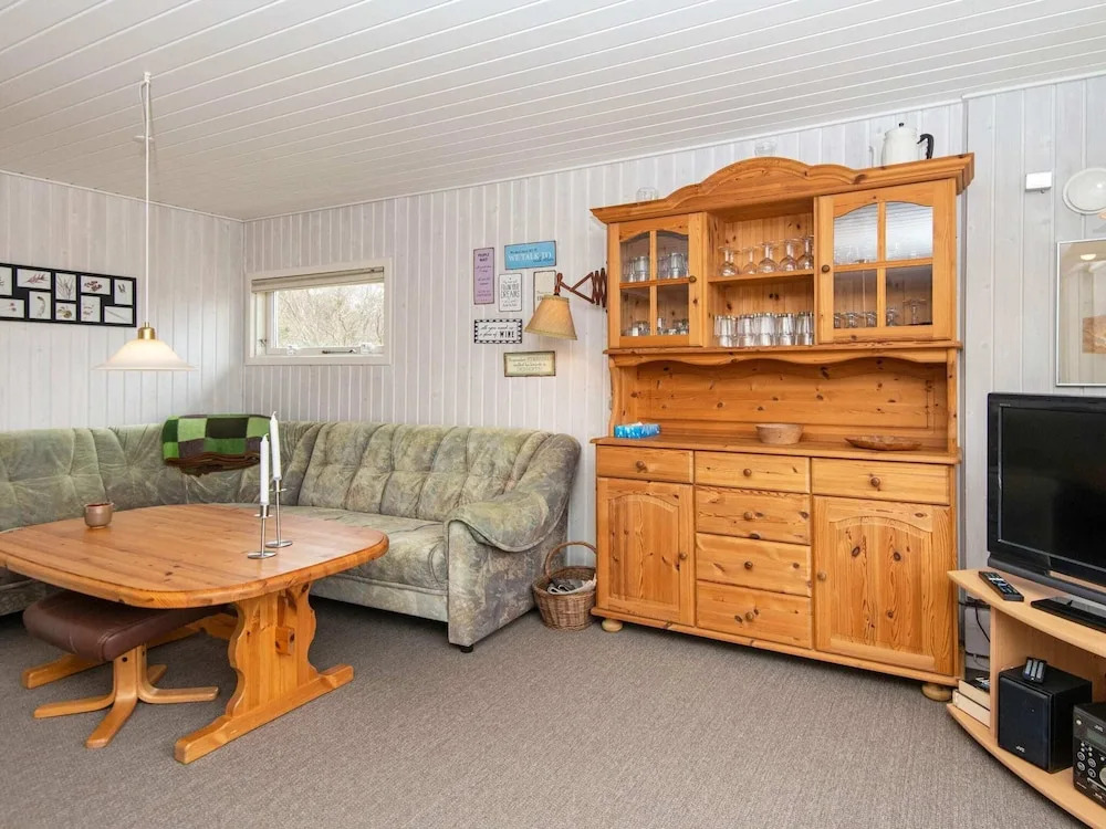 6 person holiday home in Hemmet