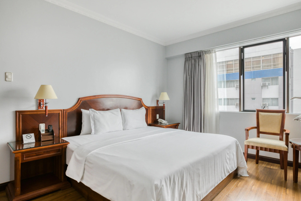 Kingdom Hotel