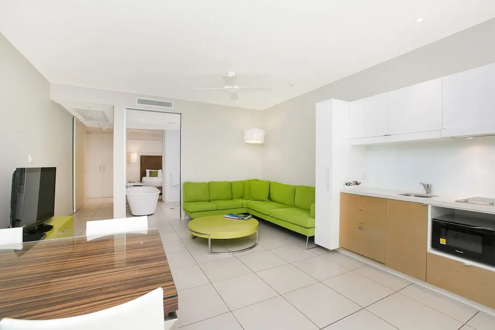 Trendy Inner-City Pad